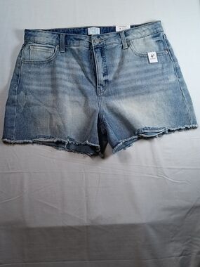 Time and Tru Women's Washed Light Blue Denim Cutoff Shorts Size 14